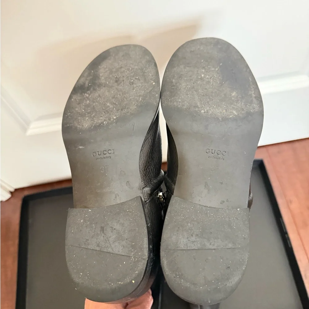 Gucci Black Leather Knee-High Riding Boots with Gold Hardware - Picture 5 of 10